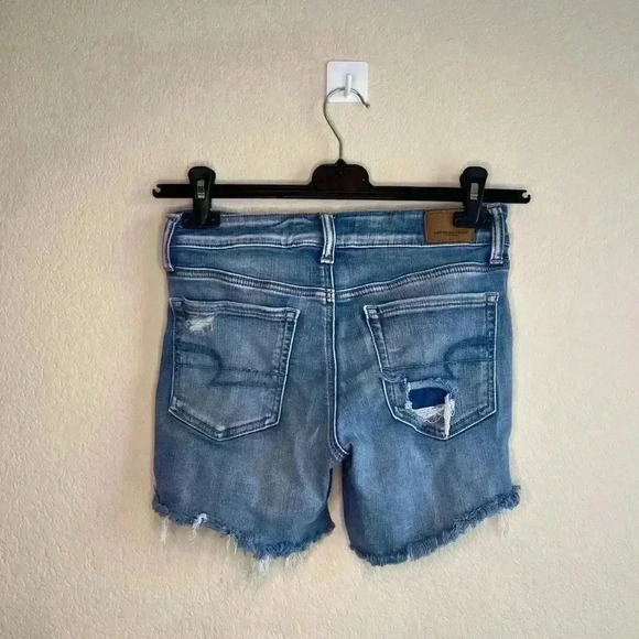 American Eagle Next Level Stretch MIDI Distressed Denim Shorts Lace Pockets 4 - Picture 3 of 5